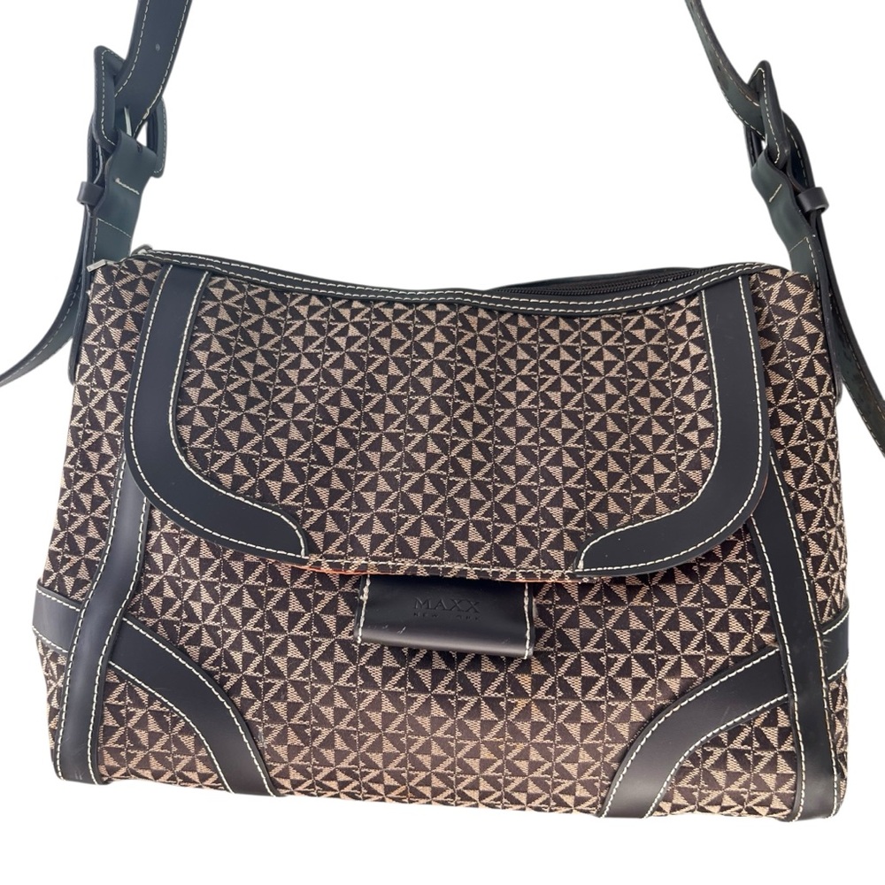 Maxx New York Adjustable Shoulder Bag Purse Brown 13 X 9 X 3.5 Orange Lining